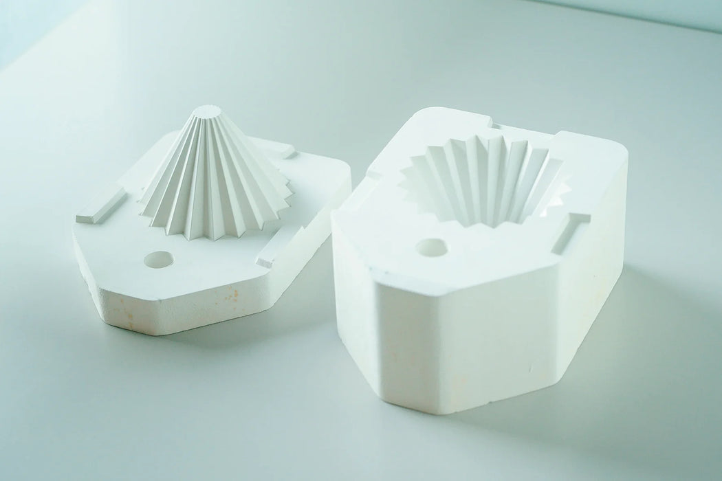 (現貨|全港免運) Origami - Dripper S 陶瓷摺紙濾杯 手沖咖啡濾杯 (1-2杯) 日本製